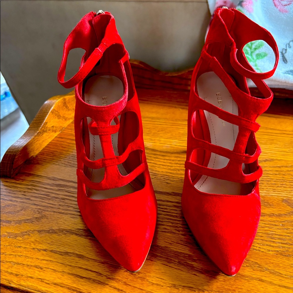 Bcbg heels